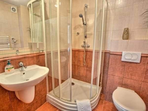 A504 Apartment *
